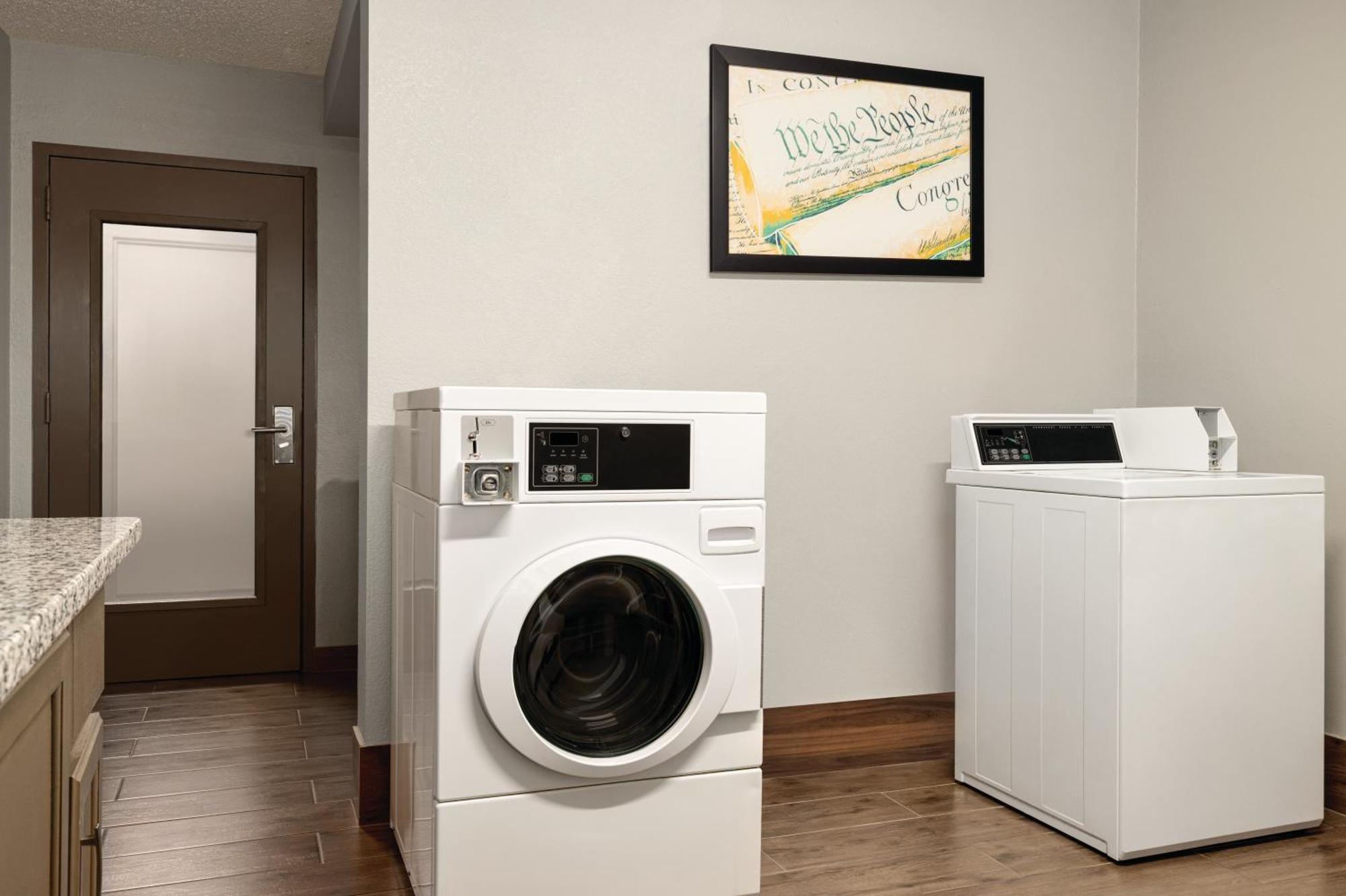 Americinn By Wyndham Madison Wi מראה חיצוני תמונה